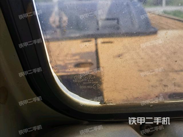 后窗玻璃角標(biāo)（駕駛室部分）