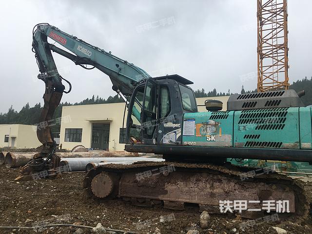 整机右后45°（设备外观及核心部件）