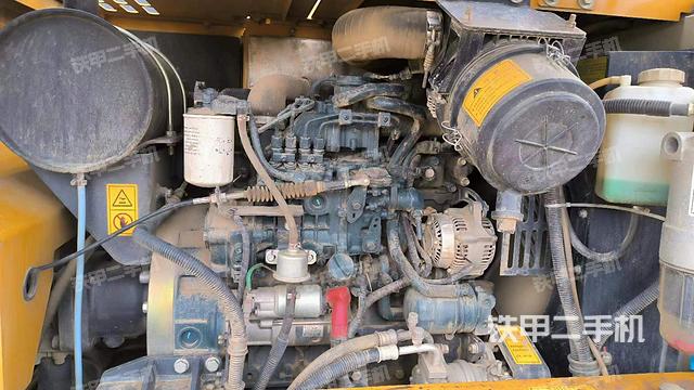 发动机整体俯视（整机外观）