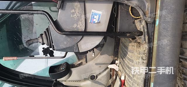 驾驶室整体（整机外观）