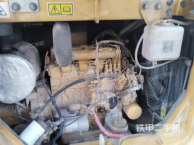 发动机整体俯视（整机外观）