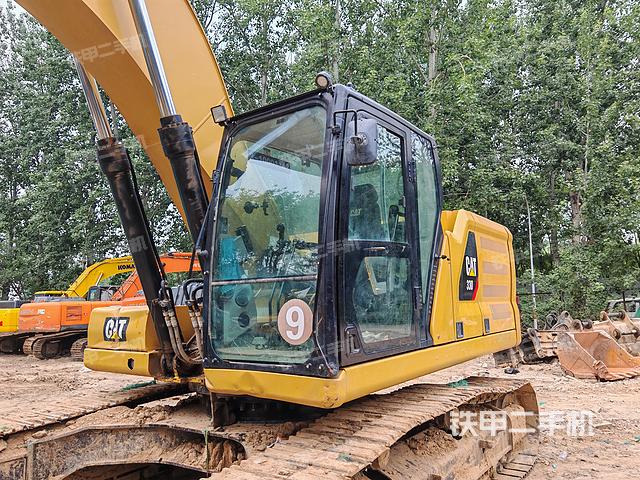 驾驶室整体（整机外观）