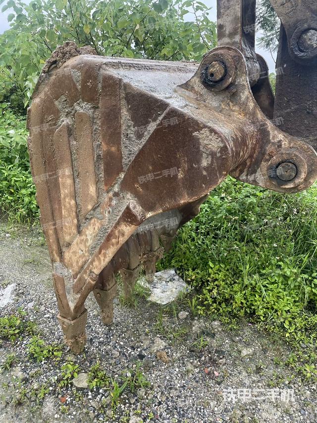 小臂整體左后（工作和回轉(zhuǎn)裝置）