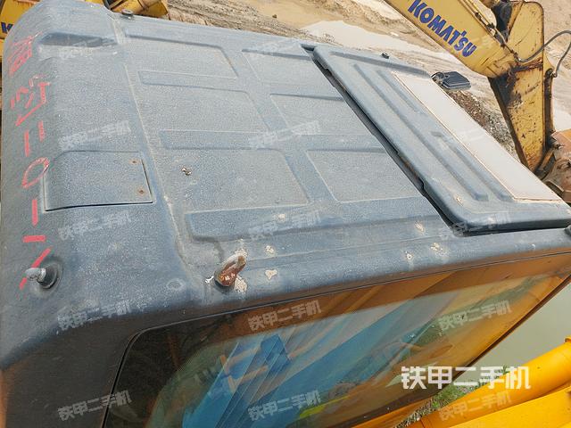 驾驶室顶部（整机外观）