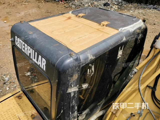 駕駛室頂部俯視（上車部件）