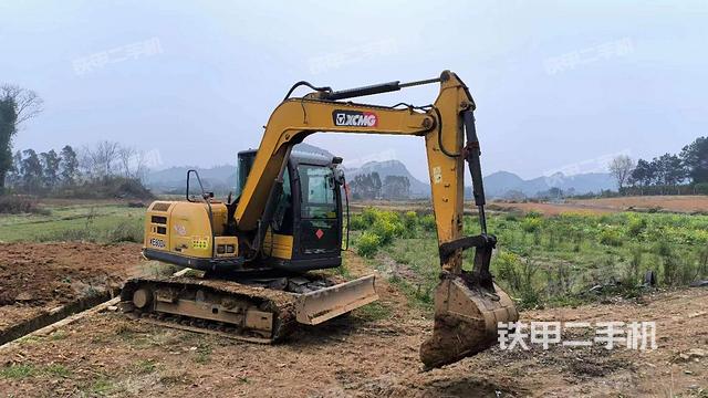 单侧履带整体（整机外观）