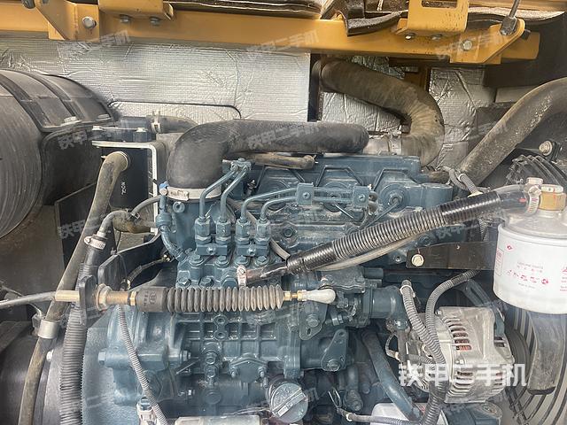 发动机整体俯视（整机外观）