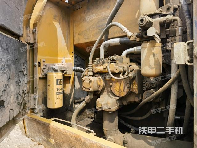 液壓泵室（大件艙室）