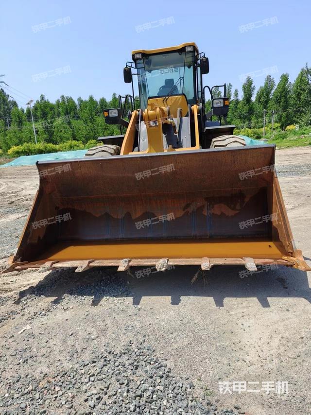 工作装置整体（整机外观及大件）