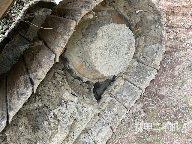 单侧履带整体（整机外观）