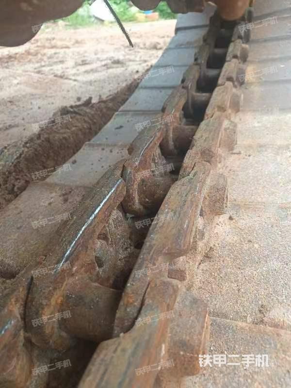 单侧履带整体（整机外观）