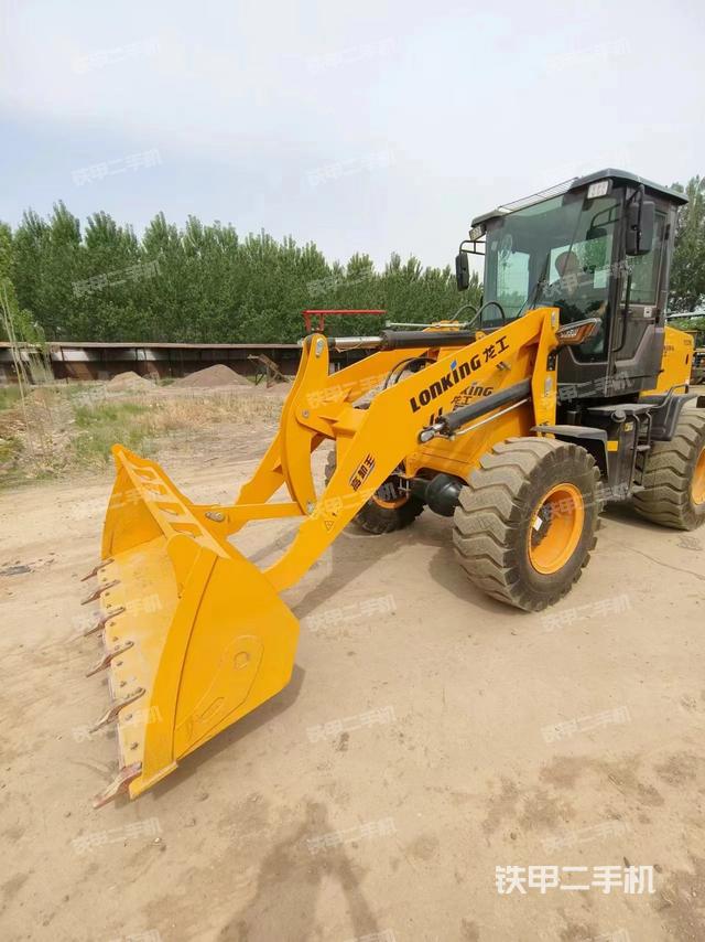 工作装置整体（整机外观及大件）