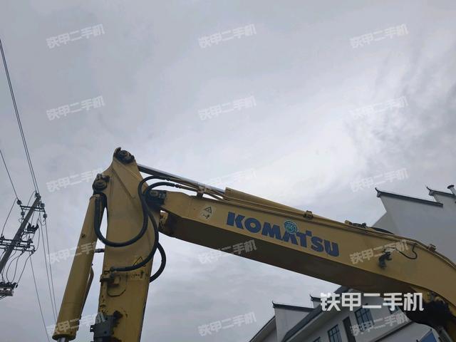 小臂整體左后（工作和回轉(zhuǎn)裝置）