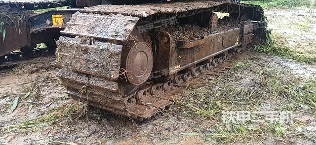 单侧履带整体（整机外观）