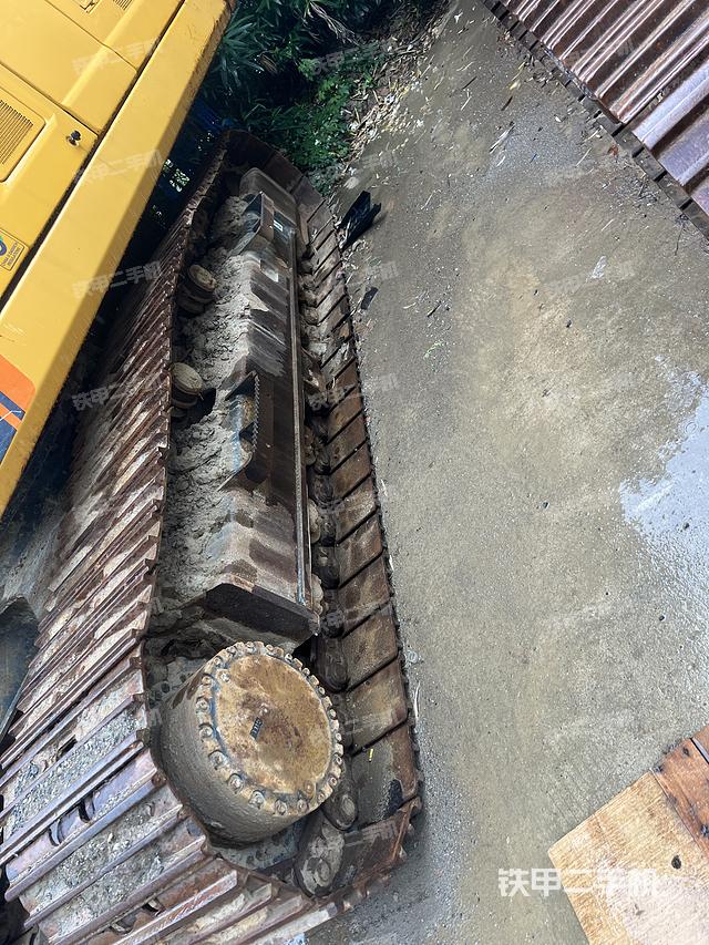 单侧履带整体（整机外观）