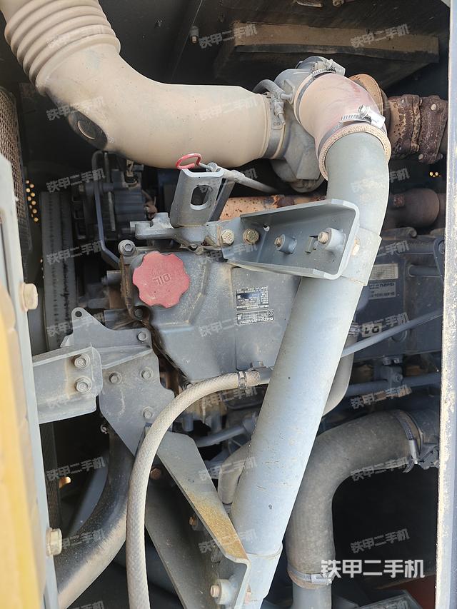 发动机整体俯视（整机外观）