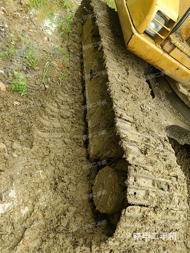 单侧履带整体（整机外观）