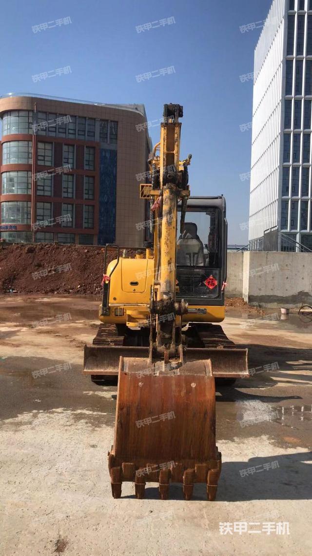 驾驶室整体（整机外观）