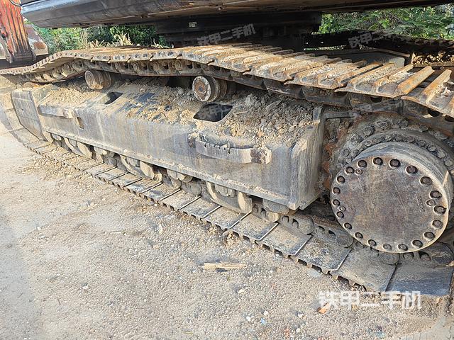 单侧履带整体（整机外观）