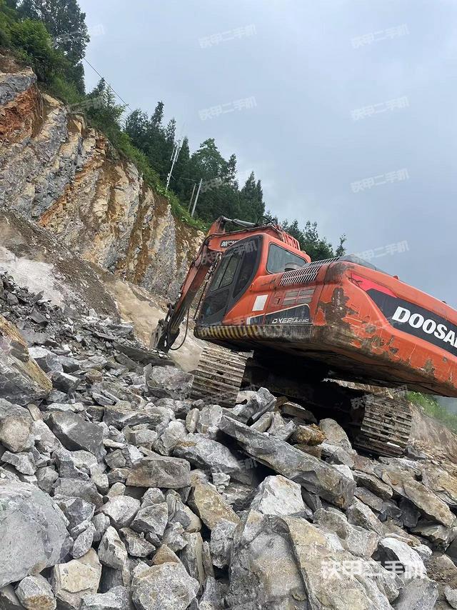 整机右后45°（整机外观）