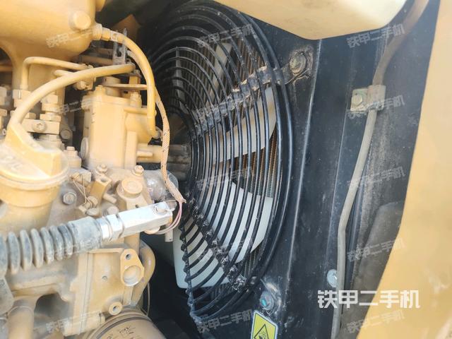 散熱器室(大件艙室) 散熱器室(大件艙室)