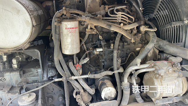 发动机整体俯视（整机外观）