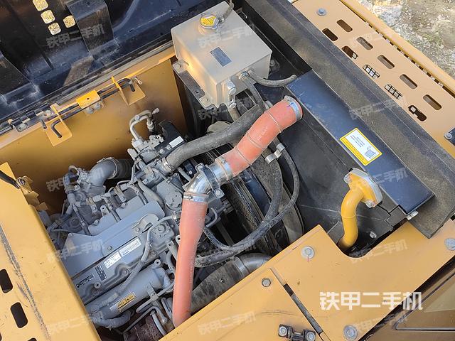 发动机整体俯视（整机外观）