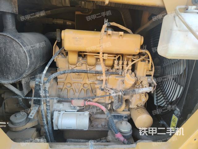 發(fā)動機(jī)室(上車部件) 發(fā)動機(jī)室(上車部件)