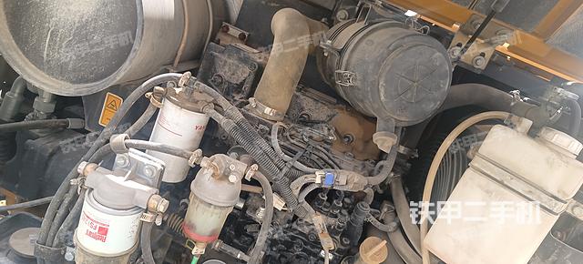 发动机整体俯视（整机外观）