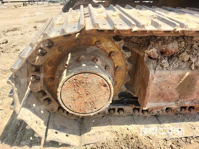 单侧履带整体（整机外观）