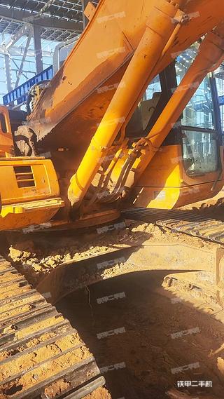 洛阳市出售 龙工 LG6225 挖掘机