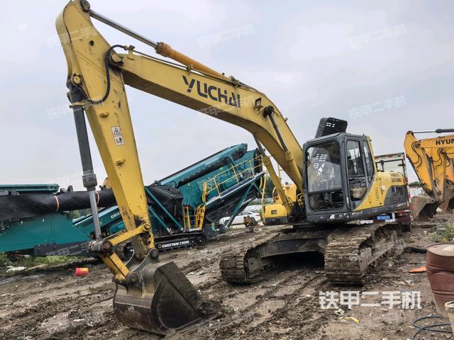 玉柴YC210LC-8挖掘機