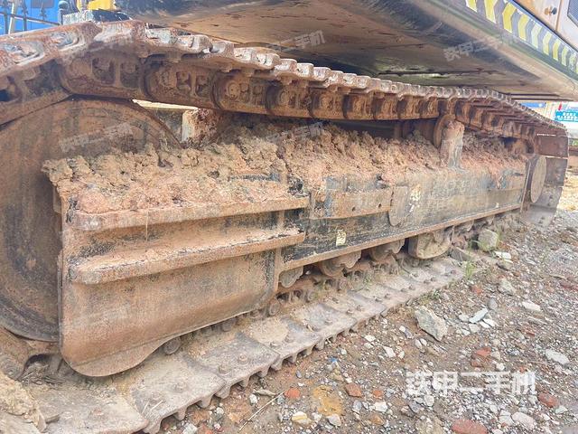 单侧履带整体（整机外观）