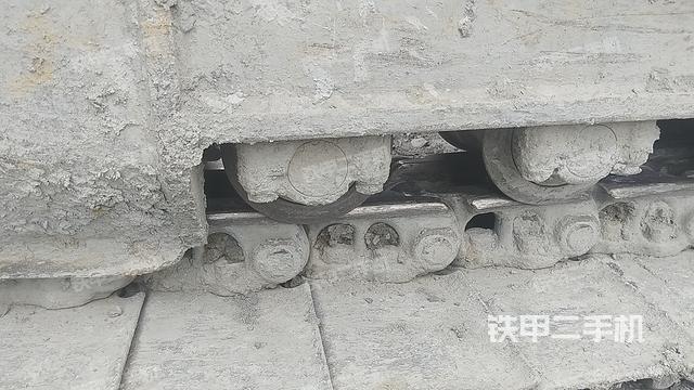 单侧履带整体（整机外观）