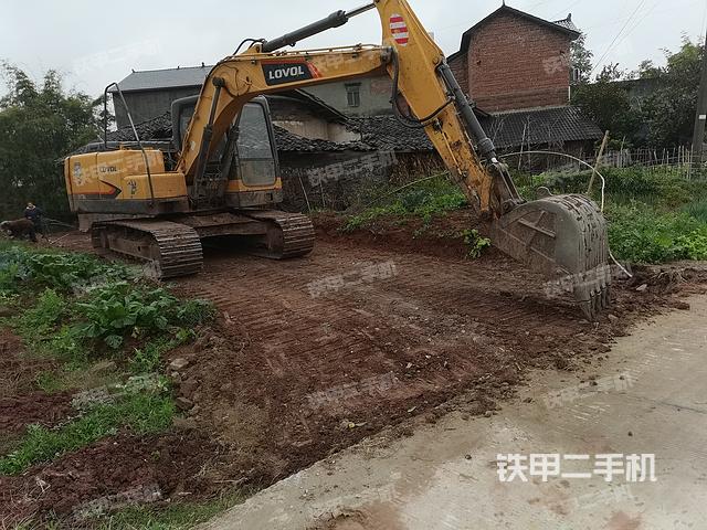 驾驶室整体（整机外观）