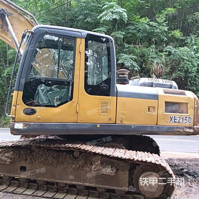 徐工XE215D挖掘机