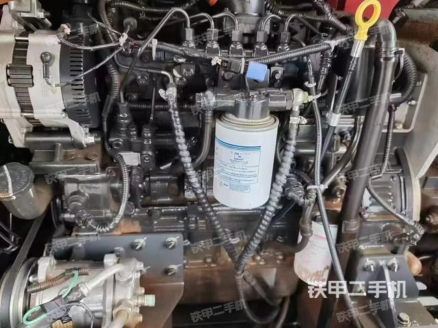 发动机整体俯视（整机外观）