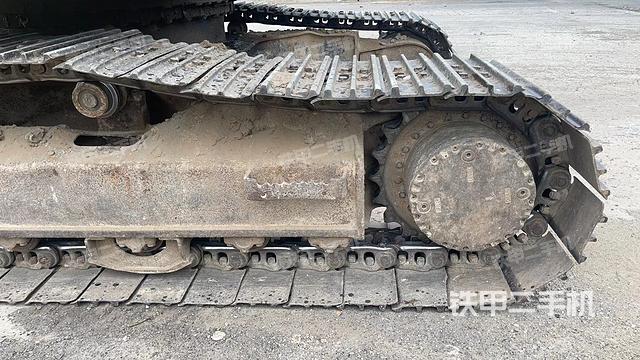 单侧履带整体（整机外观）