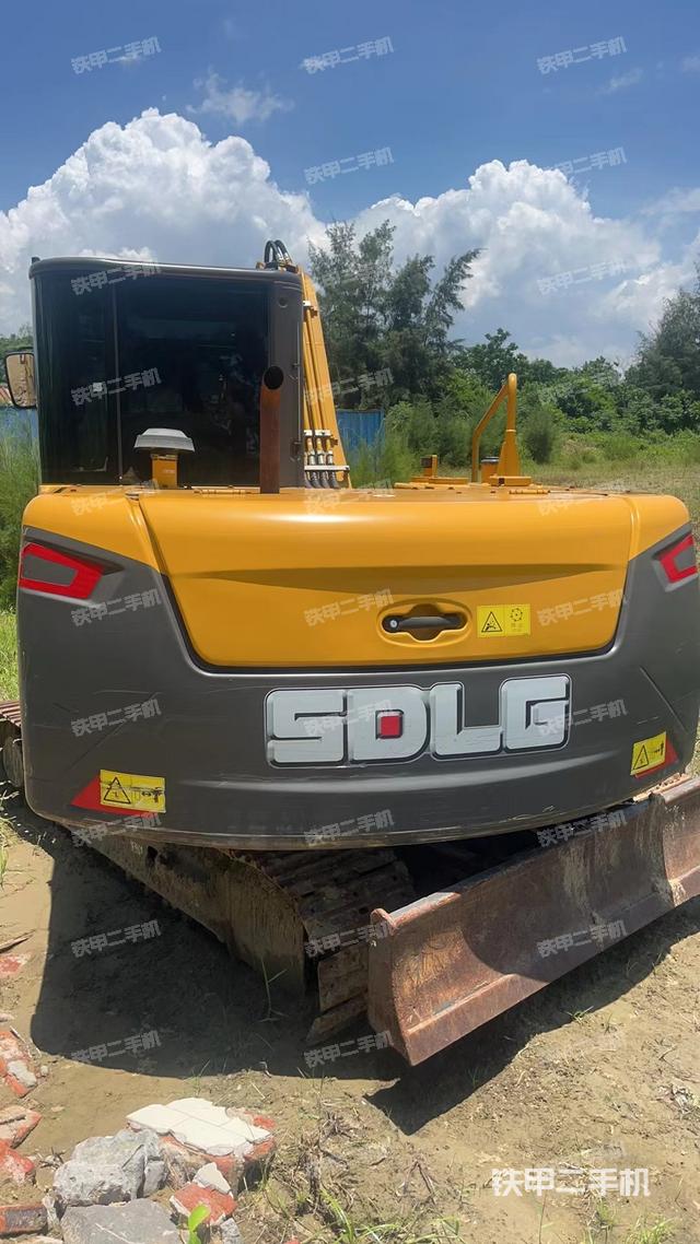 整机右后45°（整机外观）