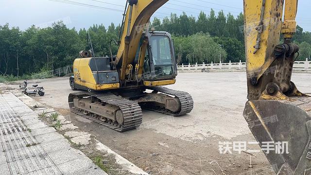 住友SH210-5挖掘机