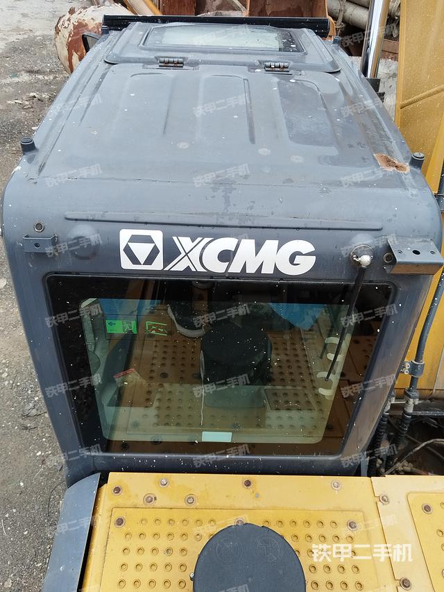 駕駛室頂部（整機(jī)外觀）