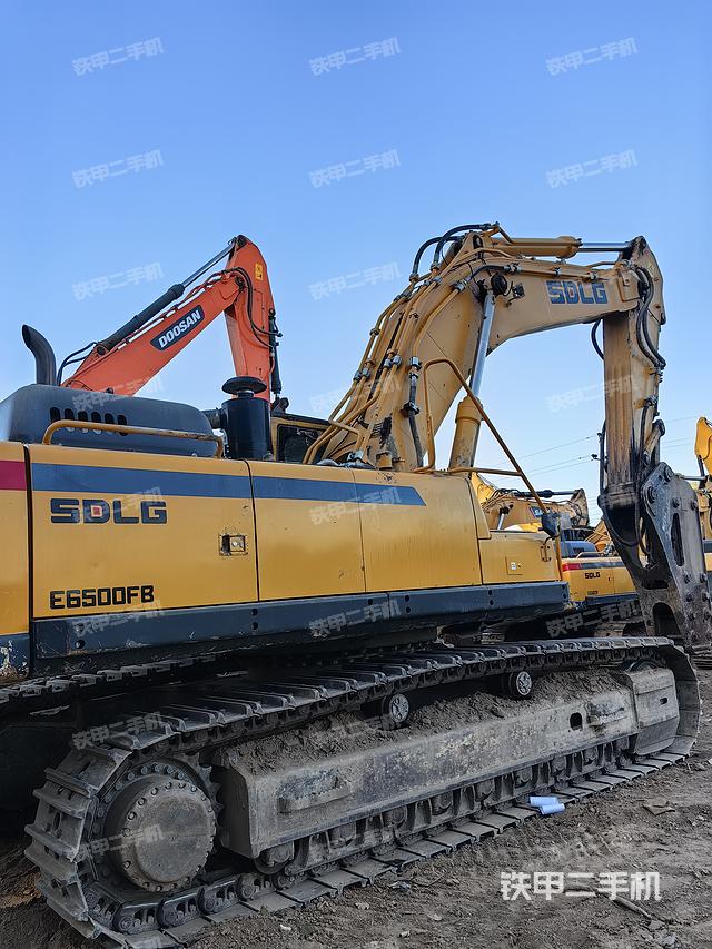 整机右后45°（整机外观）