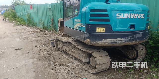 单侧履带整体（整机外观）