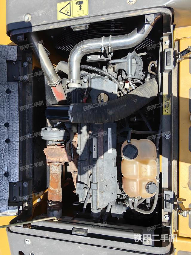 发动机整体俯视（整机外观）