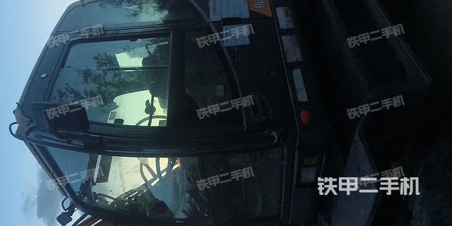 驾驶室整体（整机外观）