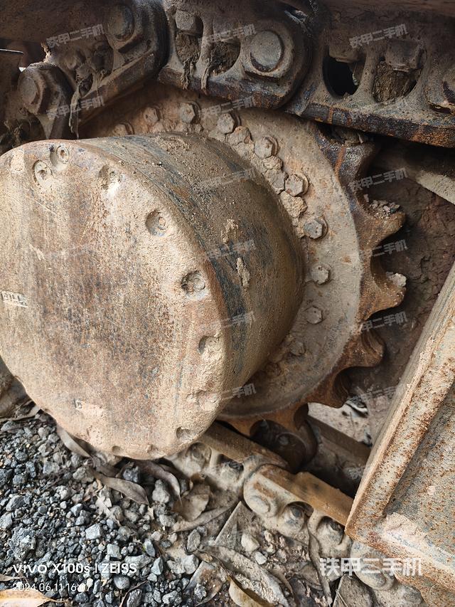 单侧履带整体（整机外观）