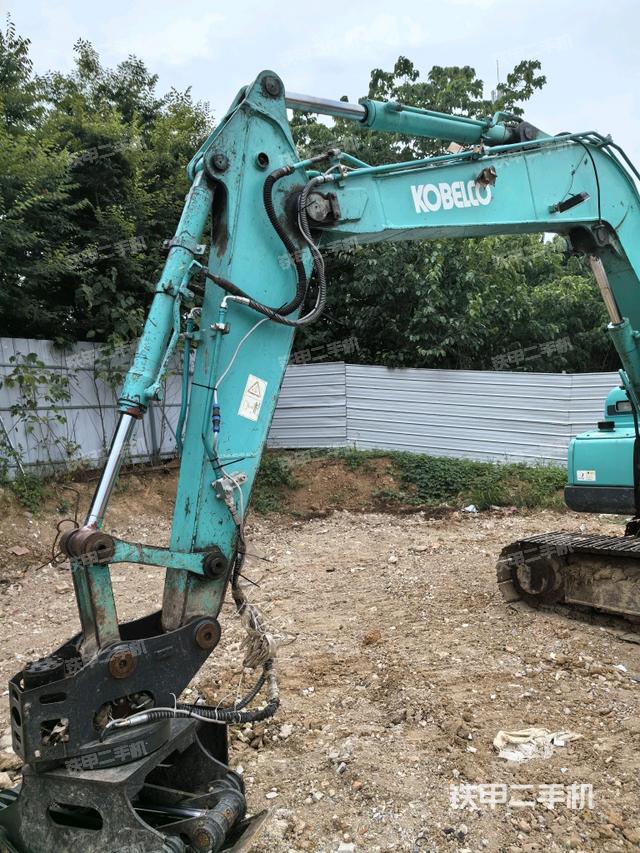 鏟斗45度(工作和回轉(zhuǎn)裝置) 鏟斗45度(工作和回轉(zhuǎn)裝置)