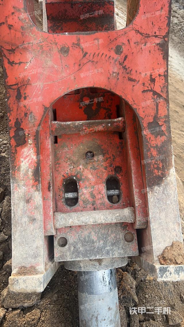 整机右侧（设备外观及核心部件）