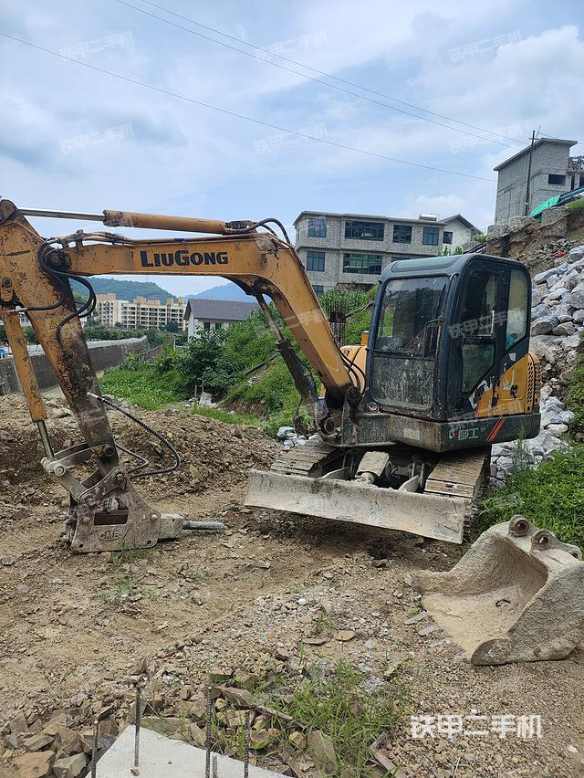 柳工CLG906D挖掘机