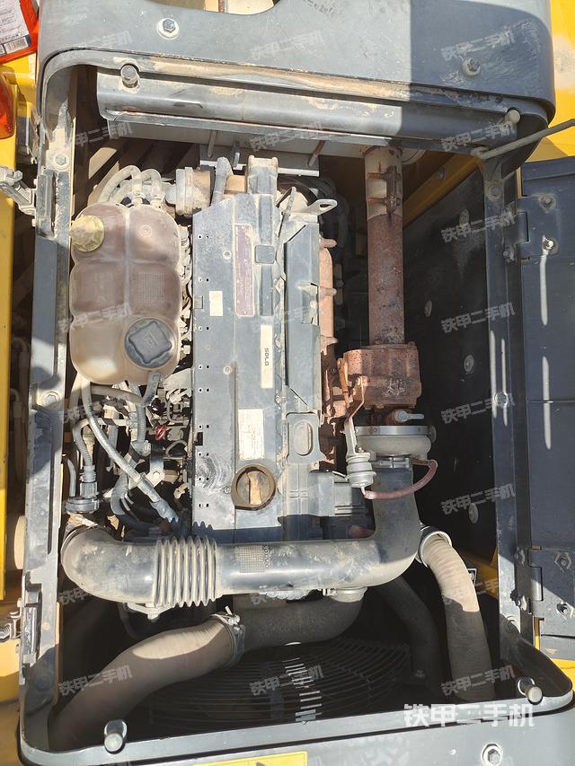 发动机整体俯视（整机外观）